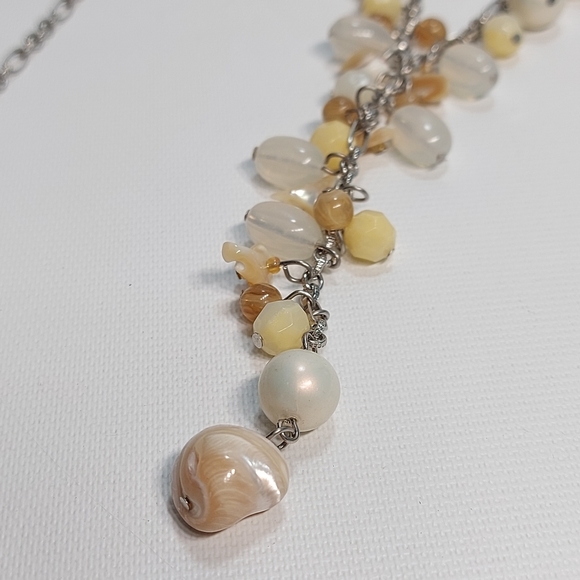 Silver Tone Shell Pearl Bead Beach Necklace - Picture 6 of 9